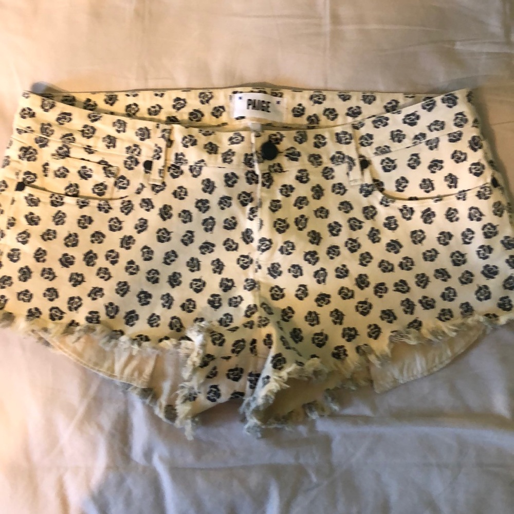 Paige shorts - Picture 1 of 4